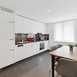 Corvatch-sunflower Apartment *